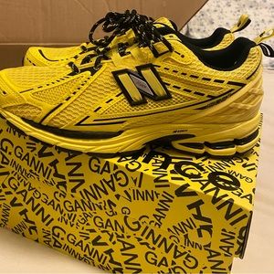 Ganni x New Balance collaboration shoe in Blazing Yellow. Never been worn!